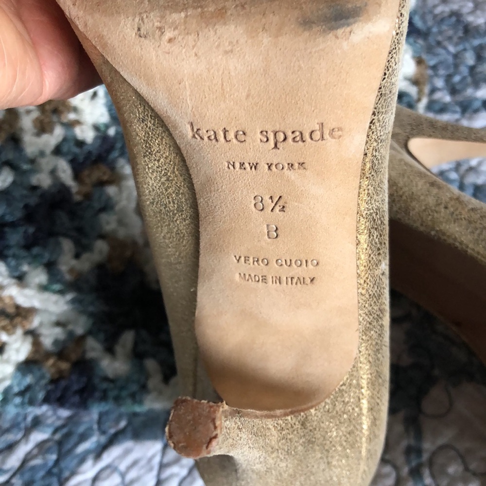 Kate Spade Women's Larisa Dress Pump, Gold Lame 8.5B - Picture 5 of 12